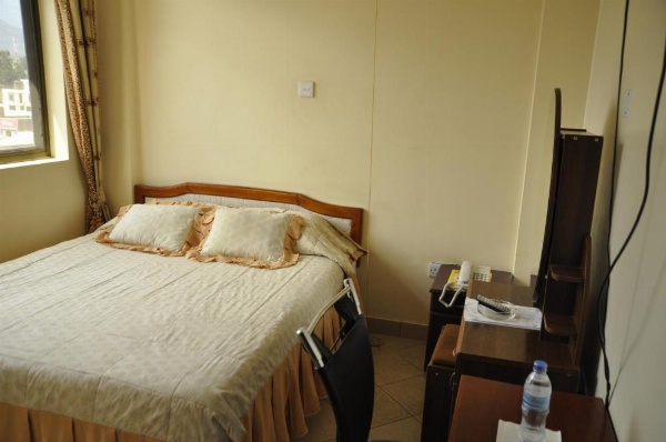 Rich Hotel image 16
