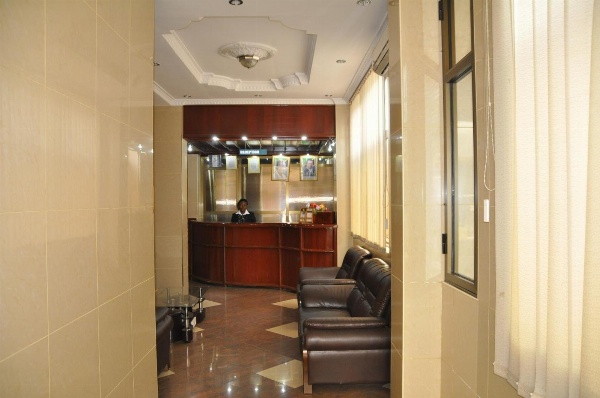 Rich Hotel image 4